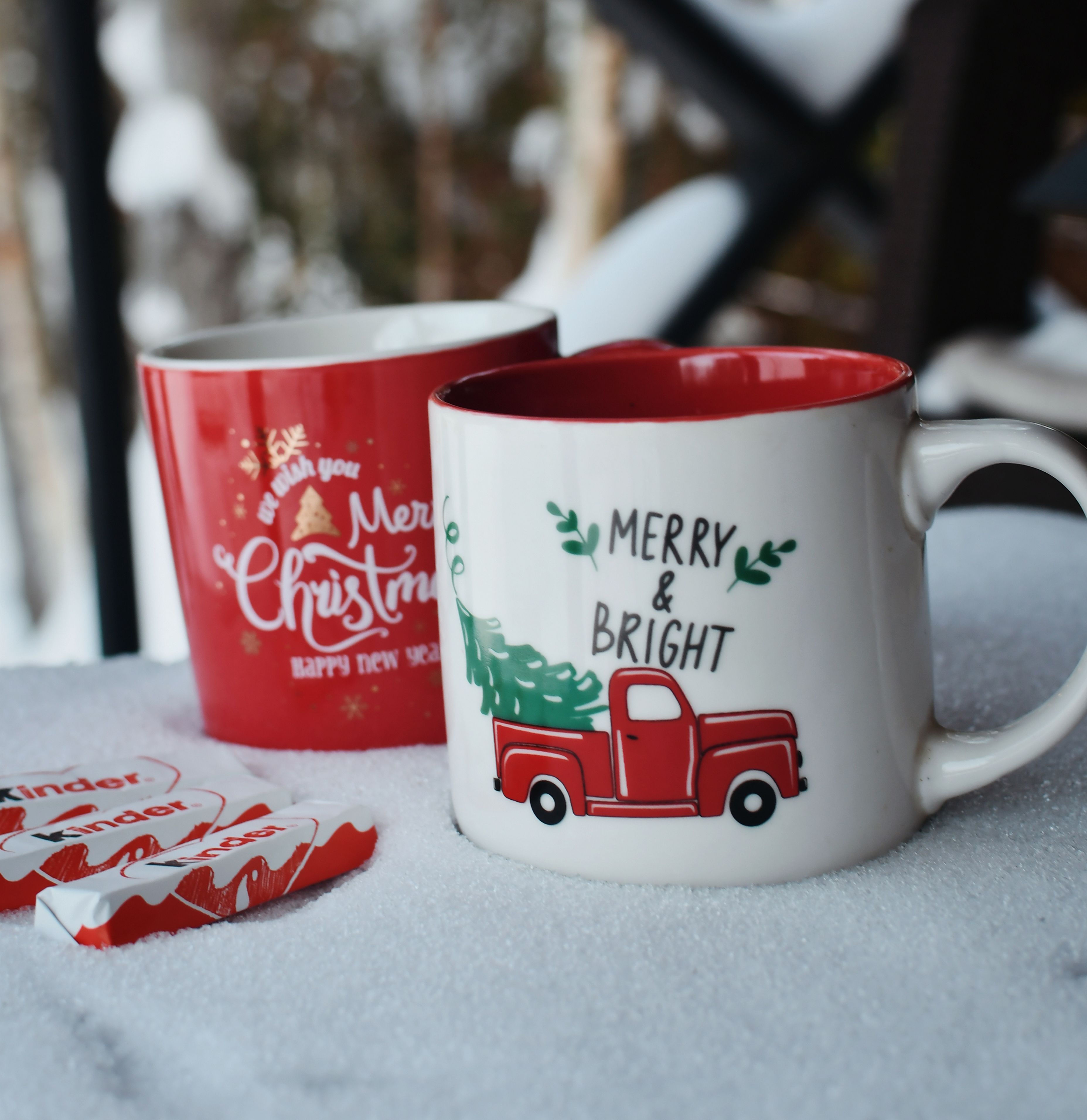Custom printed holiday mugs